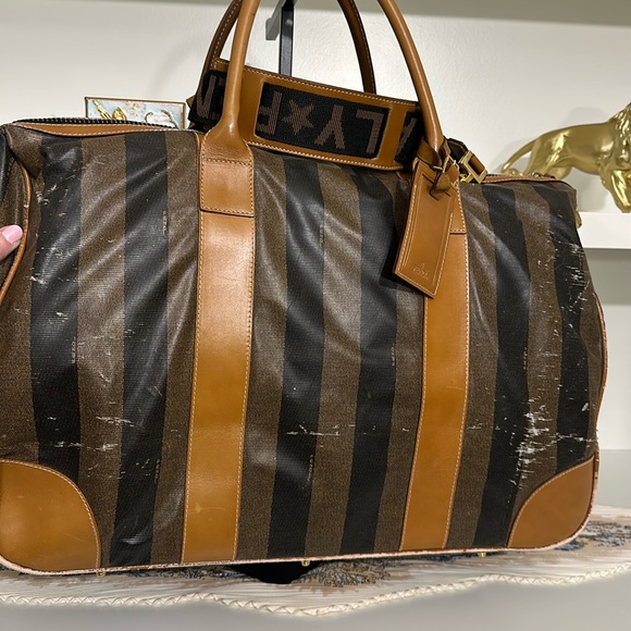 Vintage Fendi Pecan Weekender - Picture 4 of 17